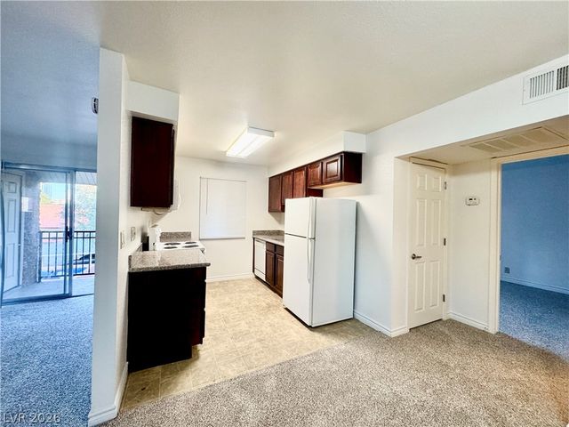 5000 Indian River Drive 484, Las Vegas, NV 89103