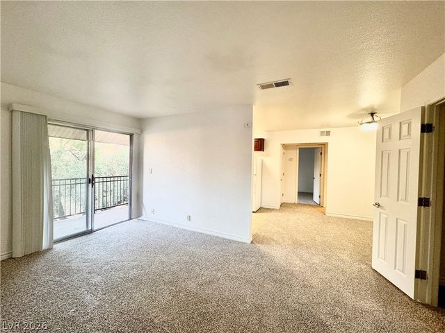 5000 Indian River Drive 484, Las Vegas, NV 89103