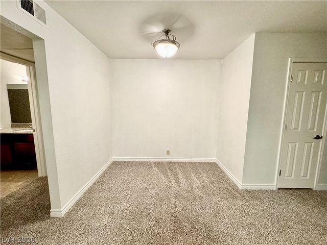 5000 Indian River Drive 484, Las Vegas, NV 89103