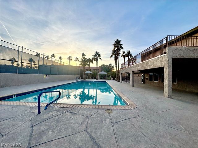 5000 Indian River Drive 484, Las Vegas, NV 89103