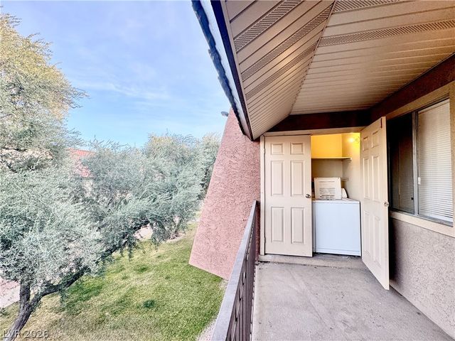 5000 Indian River Drive 484, Las Vegas, NV 89103