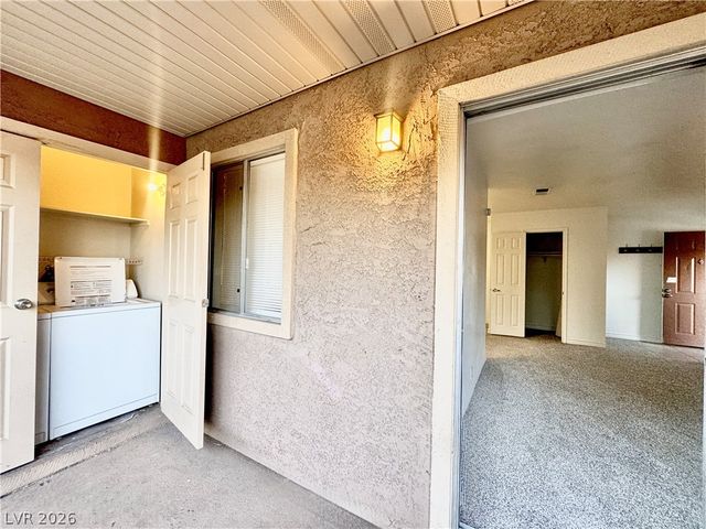 5000 Indian River Drive 484, Las Vegas, NV 89103