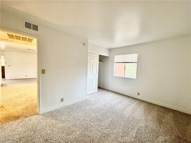 5000 Indian River Drive 484, Las Vegas, NV 89103