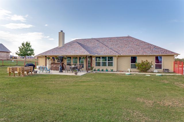 143 Gibson Lane, Weatherford, TX 76088