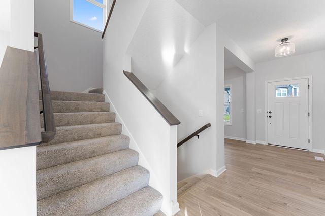 2713 Kenwood Avenue NE, Saint Michael, MN 55376