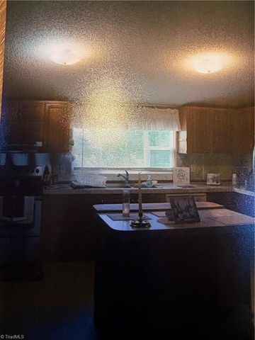 1620 Rogers Road, Mount Airy, NC 27030