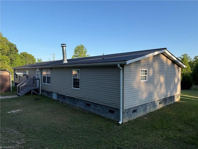 1620 Rogers Road, Mount Airy, NC 27030