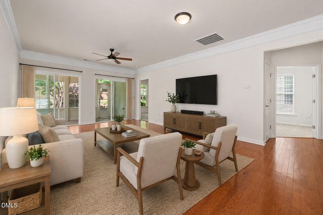 725 Bradhurst Place, Cary, NC 27519