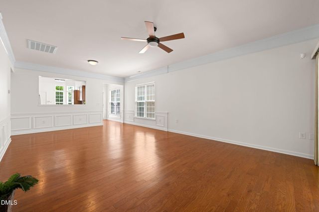 725 Bradhurst Place, Cary, NC 27519