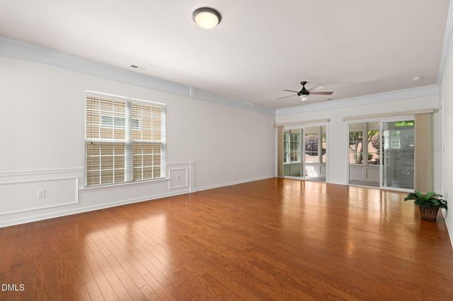 725 Bradhurst Place, Cary, NC 27519