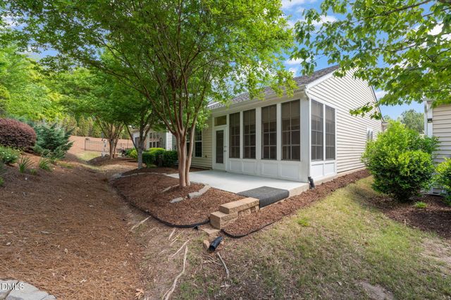 725 Bradhurst Place, Cary, NC 27519