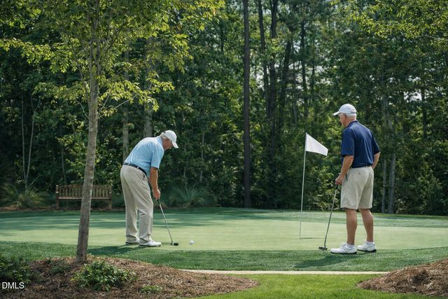 725 Bradhurst Place, Cary, NC 27519