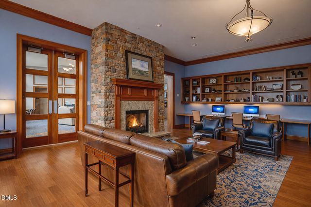 725 Bradhurst Place, Cary, NC 27519