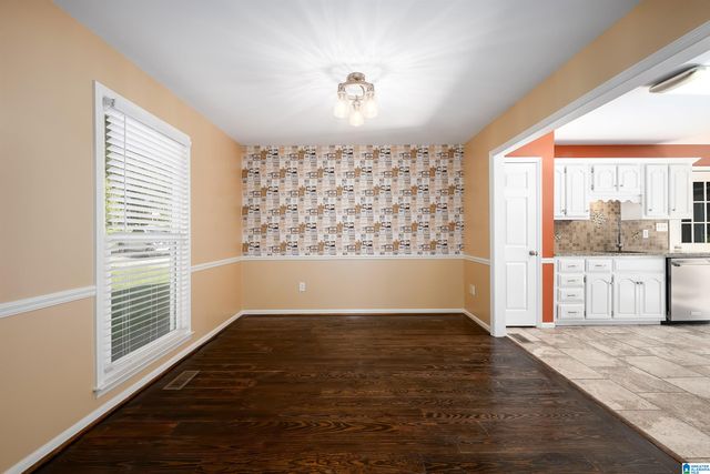 414 HICKORY DRIVE, Gardendale, AL 35071