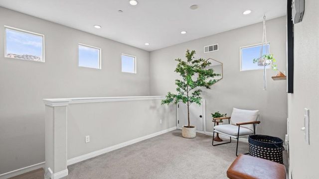 15835 Lesar Pl, San Diego, CA 92127