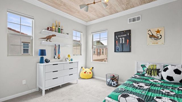 15835 Lesar Pl, San Diego, CA 92127