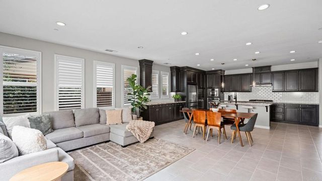 15835 Lesar Pl, San Diego, CA 92127