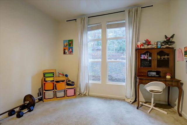 10066 Smith Rd, Grass Valley, CA 95949