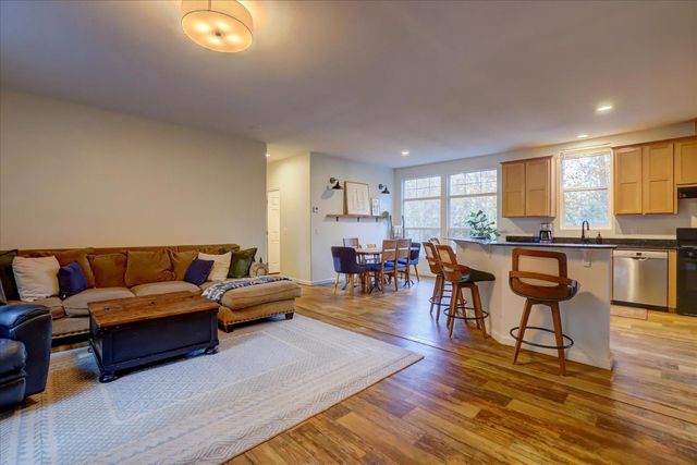 10066 Smith Rd, Grass Valley, CA 95949