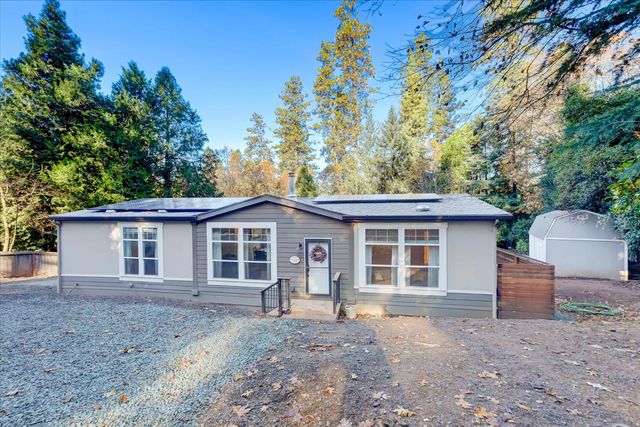 10066 Smith Rd, Grass Valley, CA 95949