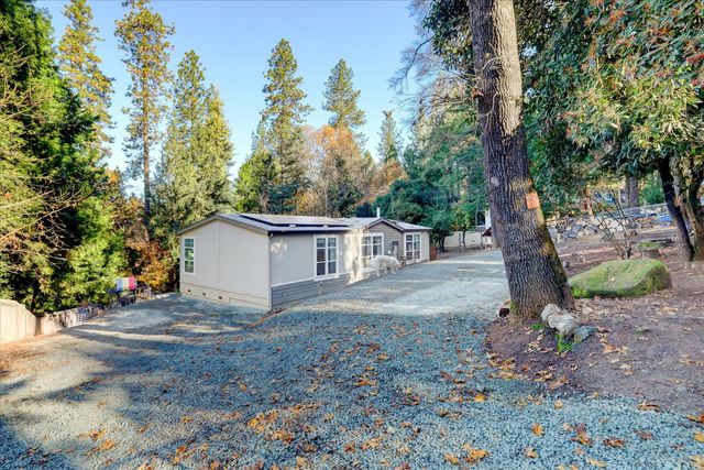 10066 Smith Rd, Grass Valley, CA 95949