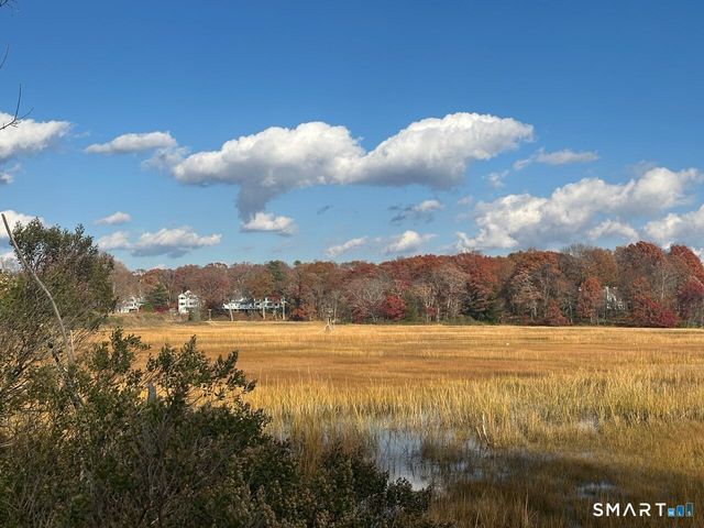 17 Linden Lane, Madison, CT 06443