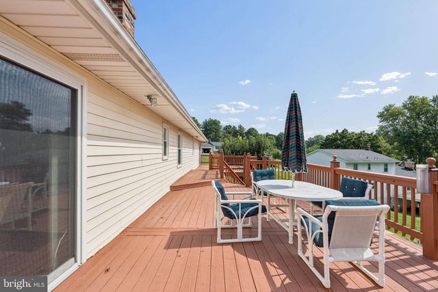 5201 GATE HOUSE CT, Sykesville, MD 21784