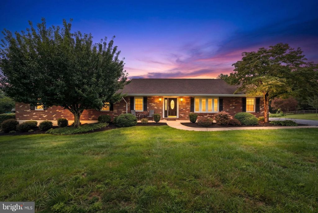 5201 GATE HOUSE CT, Sykesville, MD 21784