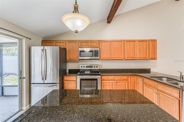 16017 WOODPINE DRIVE, Tampa, FL 33618