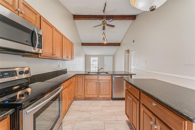 16017 WOODPINE DRIVE, Tampa, FL 33618