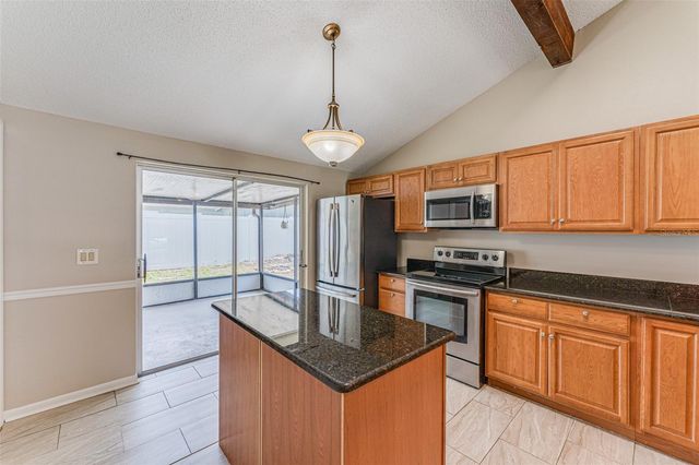 16017 WOODPINE DRIVE, Tampa, FL 33618