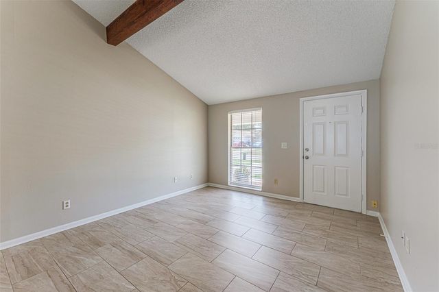 16017 WOODPINE DRIVE, Tampa, FL 33618