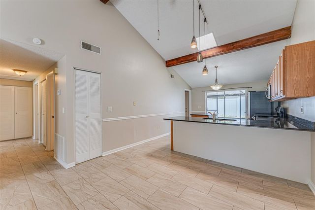 16017 WOODPINE DRIVE, Tampa, FL 33618