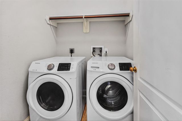 13835 Bentpath Drive, Houston, TX 77014