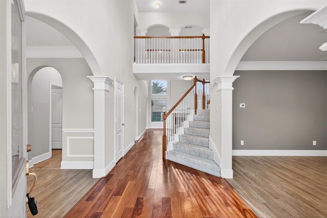 13835 Bentpath Drive, Houston, TX 77014