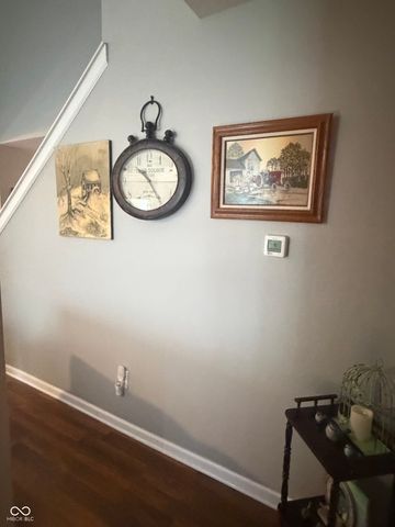 916 Beal Way, Indianapolis, IN 46217