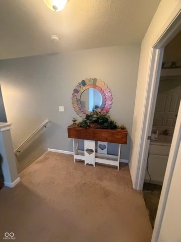 916 Beal Way, Indianapolis, IN 46217