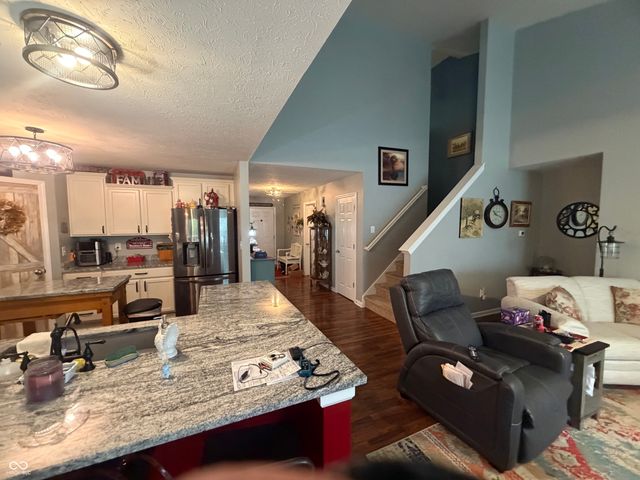 916 Beal Way, Indianapolis, IN 46217