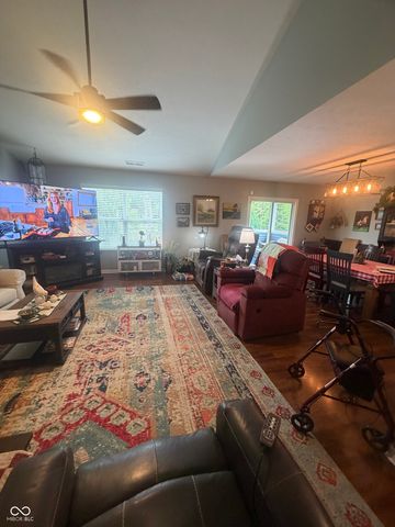 916 Beal Way, Indianapolis, IN 46217