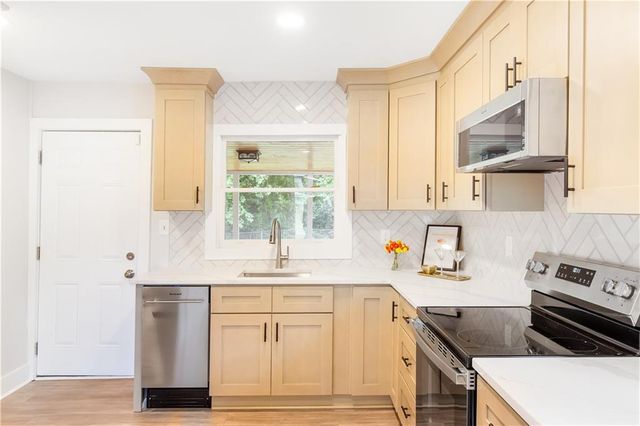 2260 Old Spring Road SE, Smyrna, GA 30080
