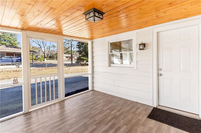 2260 Old Spring Road SE, Smyrna, GA 30080