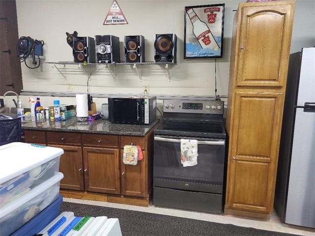 6 Tall Timbers Drive, Richmond, RI 02832