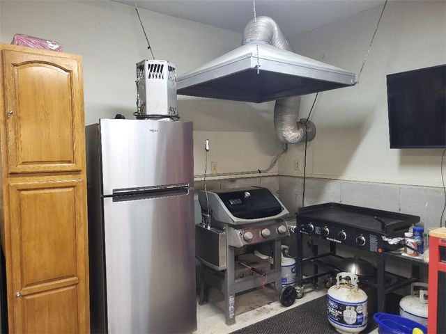 6 Tall Timbers Drive, Richmond, RI 02832