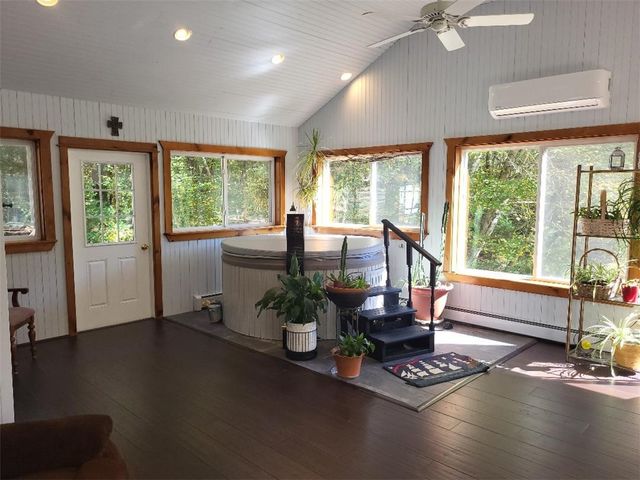 6 Tall Timbers Drive, Richmond, RI 02832