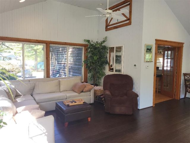 6 Tall Timbers Drive, Richmond, RI 02832