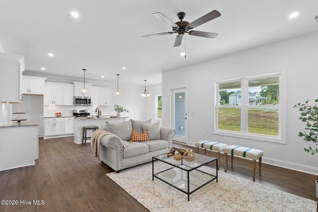 491 Avenue Of The Carolinas, Carthage, NC 28327