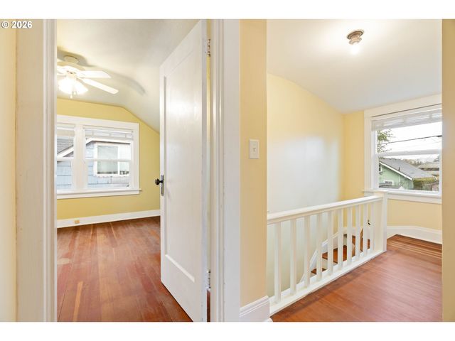 4036 Se 64TH Ave, Portland, OR 97206