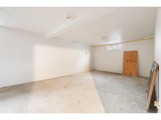 4036 Se 64TH Ave, Portland, OR 97206