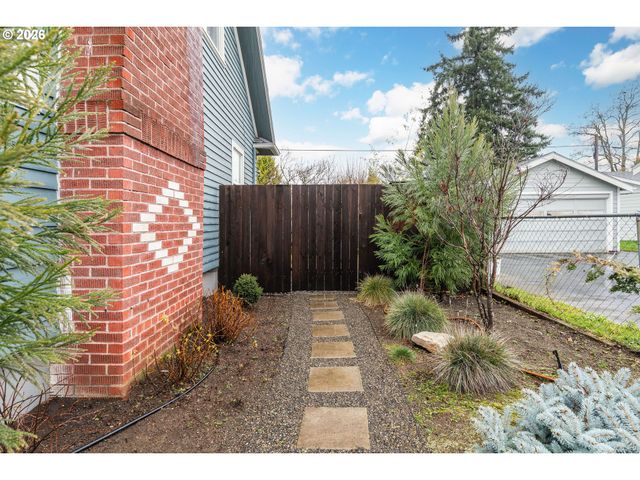 4036 Se 64TH Ave, Portland, OR 97206