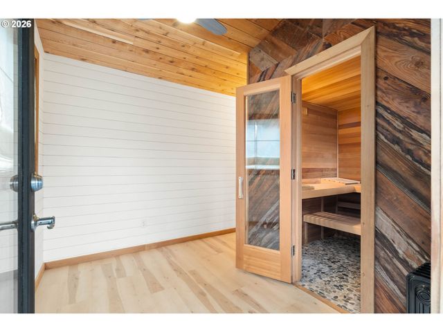 4036 Se 64TH Ave, Portland, OR 97206